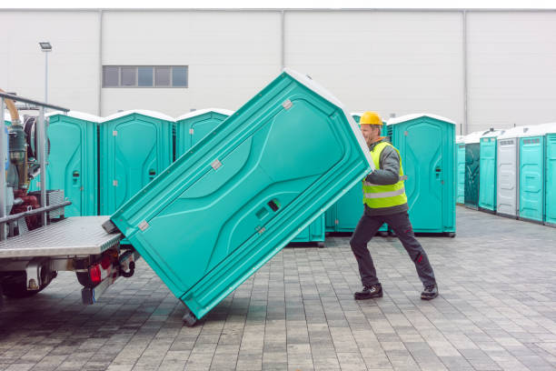 Porta potty delivery and setup in Marshallton, PA